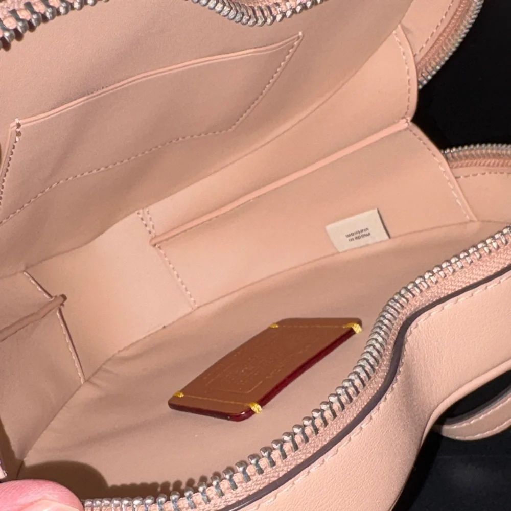 Coach Heart Quilted Crossbody Bag Beige Leather w/ Hangtag